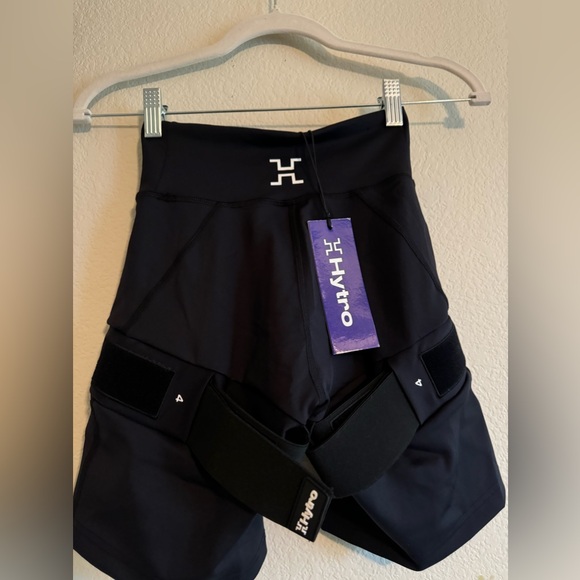 Women's Hytro BFR Performance Shorts - Picture 6 of 10